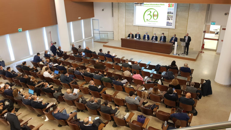 L'Aula Manga «Leopoldo Massimilla» della Scuola Politecnica e Scienza di Base | Università di Napoli Federico II